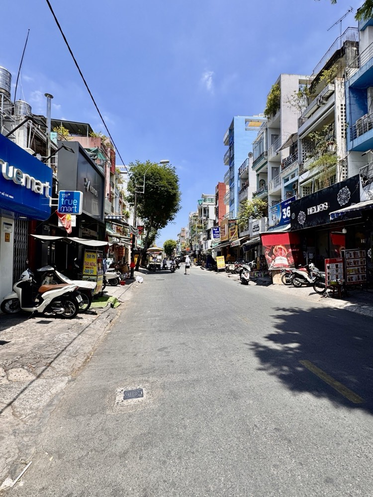 Bán nhà hẻm 302 Bà Hạt, Quận 10