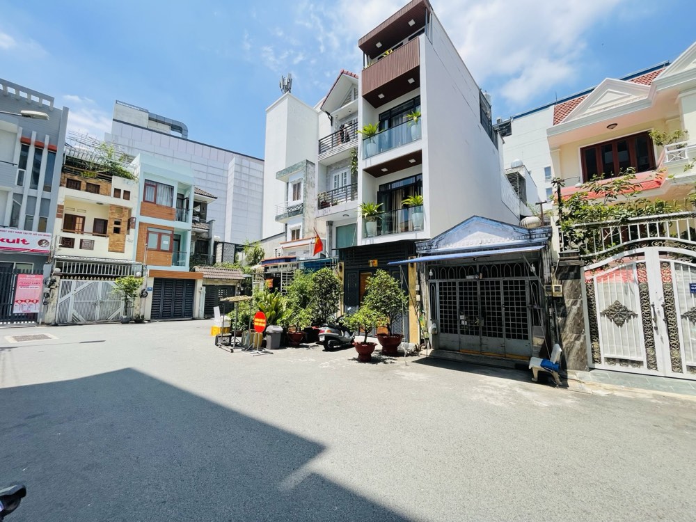 Bán nhà mặt tiền Phạm Cự Lượng, Tân Bình