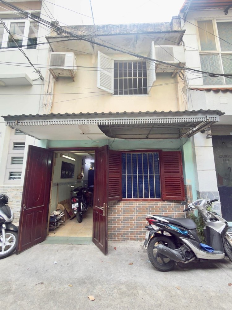 Bán nhà hẻm đường Hai Bà Trưng, Quận 1