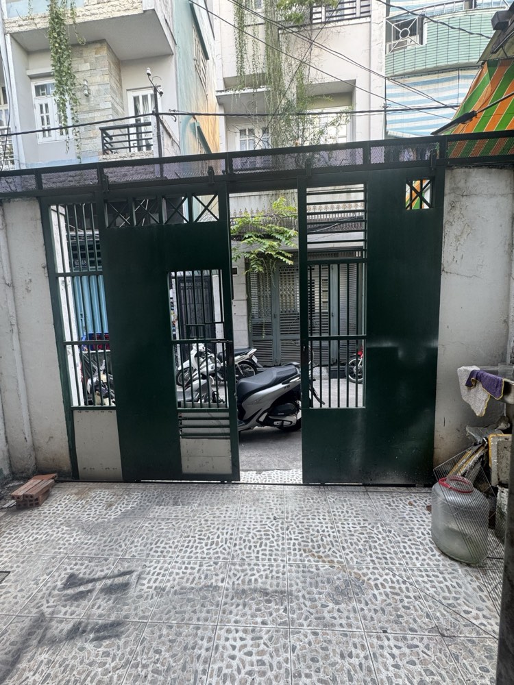 Bán nhà hẻm 650 Điện Biên Phủ, Quận 10