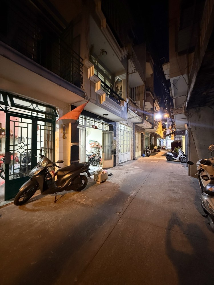 Bán nhà hẻm 263 Nguyễn Đình Chiểu, Quận 3