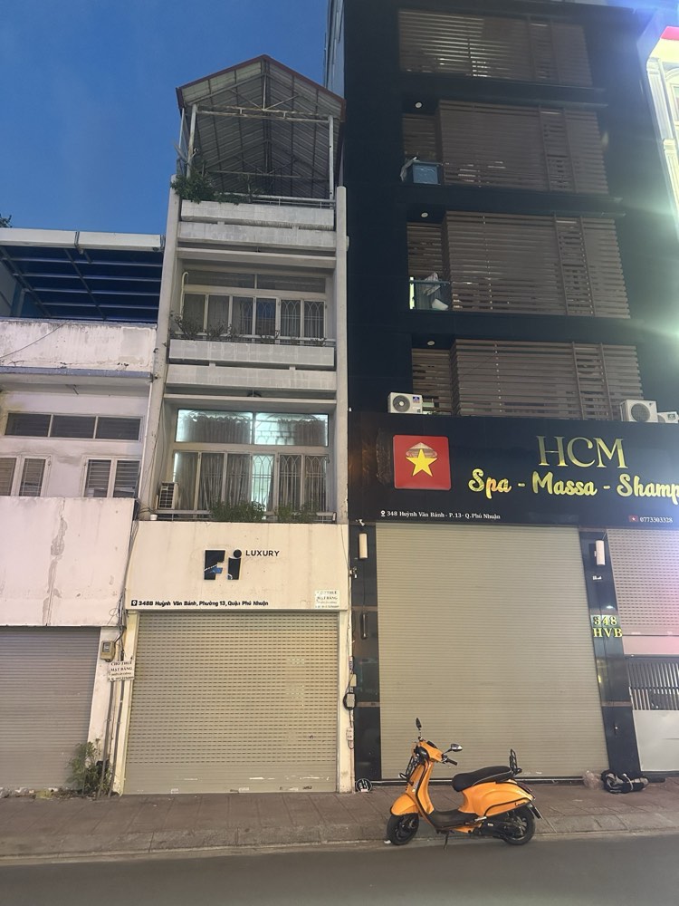 Bán nhà mặt tiền Huỳnh Văn Bánh, Phú Nhuận