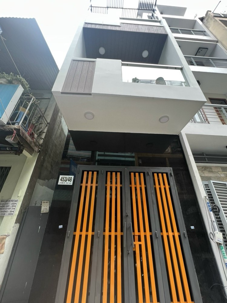 Bán nhà hẻm đường Lê Văn Sỹ, Quận 3