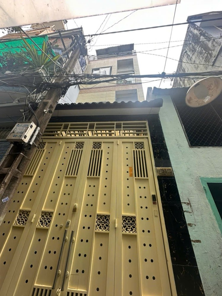 Bán nhà hẻm 129 Nguyễn Trãi, Quận 5