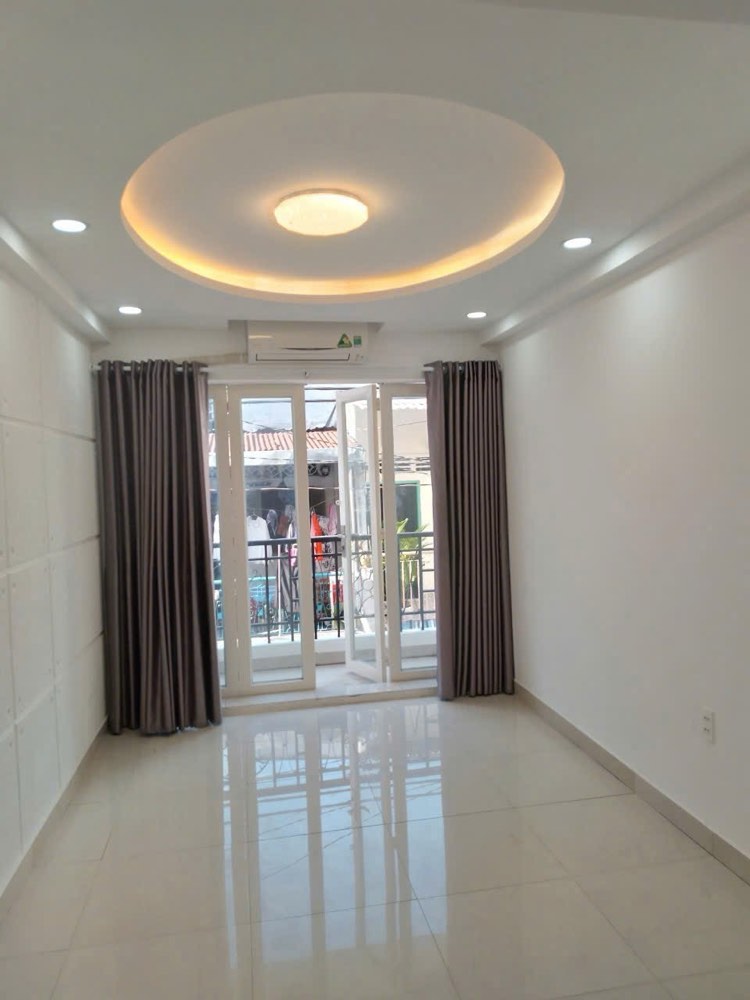 Bán nhà hẻm 193 Nguyễn Tiểu La, Quận 10