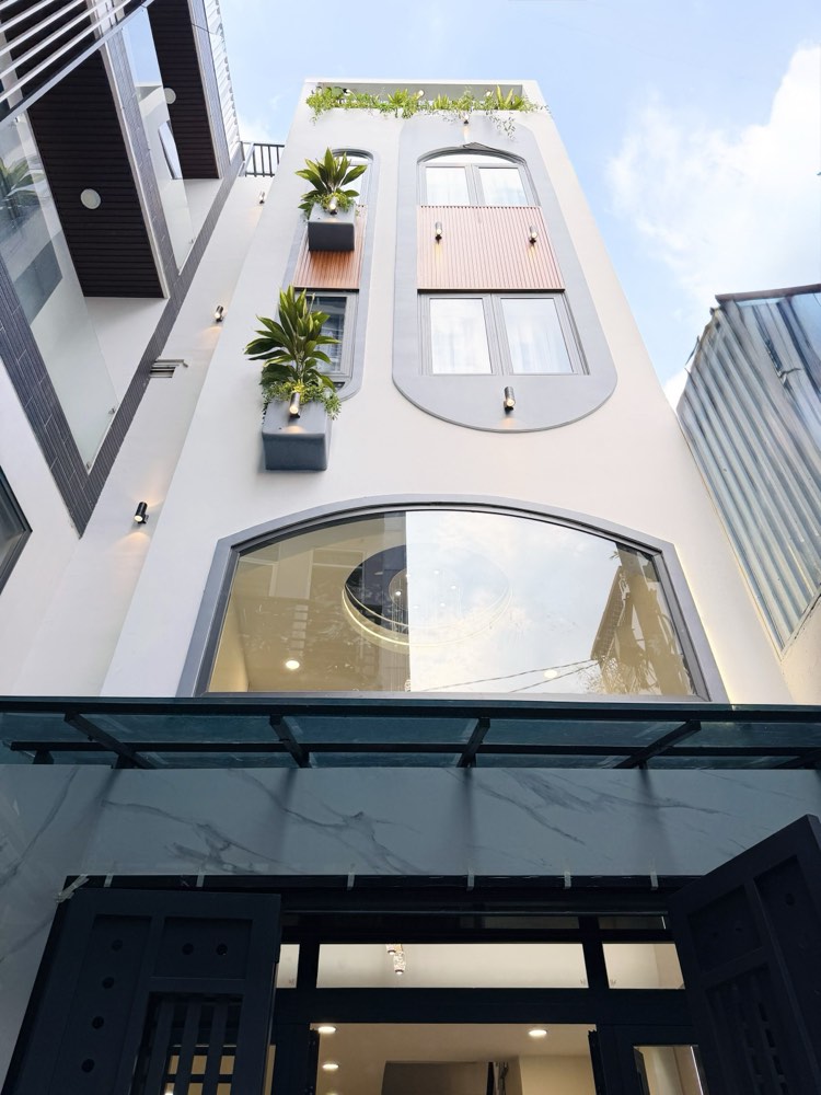 Bán nhà hẻm 404 Nguyễn Đình Chiểu, Quận 3