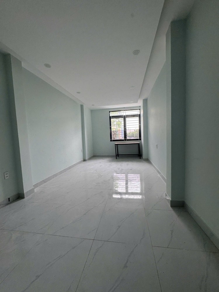 Bán nhà mặt tiền Trường Sa, Phú Nhuận