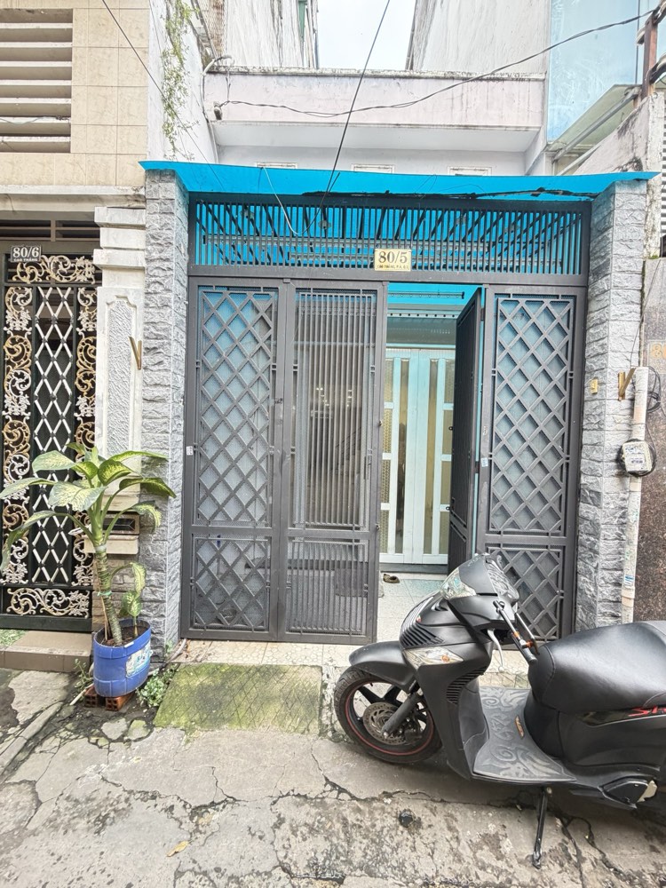 Bán nhà hẻm 80 Cao Thắng, Quận 3