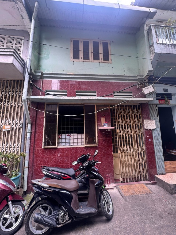 Bán nhà hẻm 103 Cô Giang, Quận 1