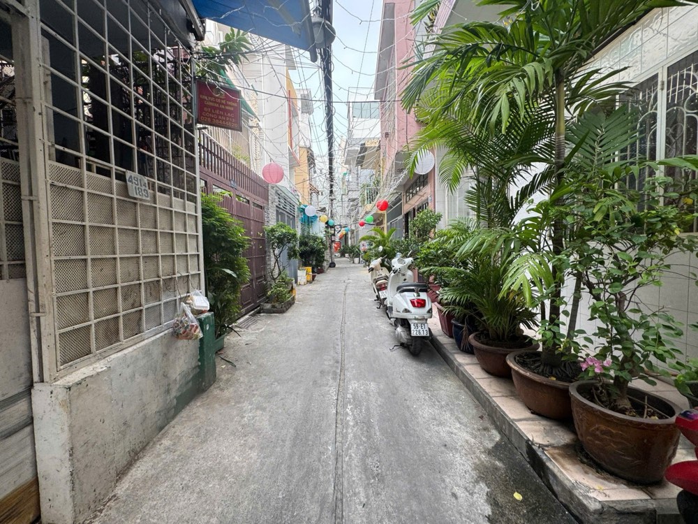 Bán nhà hẻm 491 Đường Huỳnh Văn Bánh, Phú Nhuận