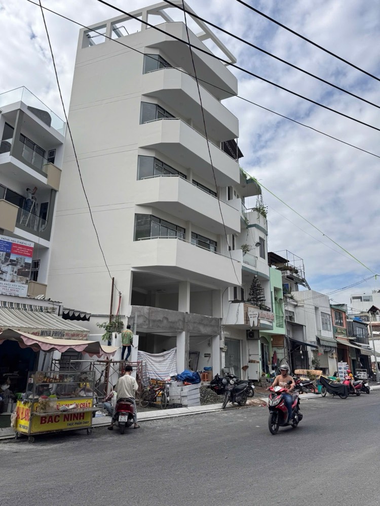 Bán nhà mặt tiền Chu Văn An, Bình Thạnh