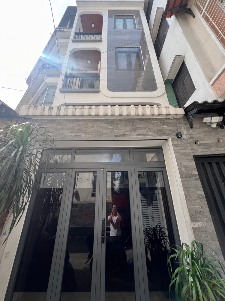 Bán nhà hẻm 117 Bàn Cờ, Quận 3