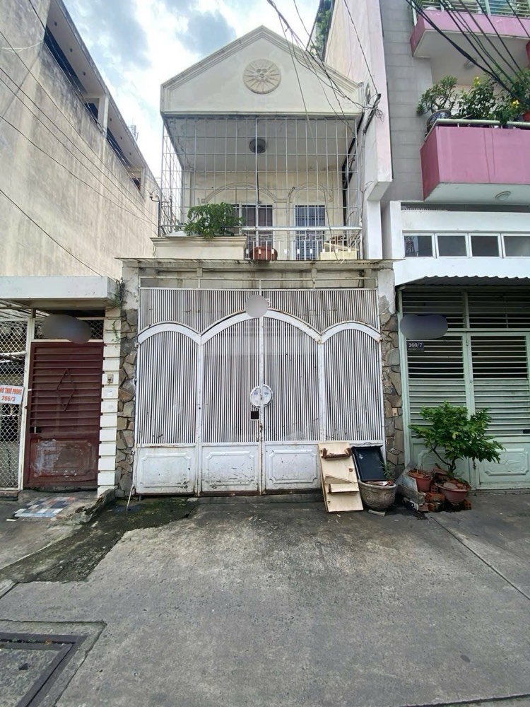 Bán tòa khách sạn hẻm 266 Hoàng Văn Thụ, Tân Bình