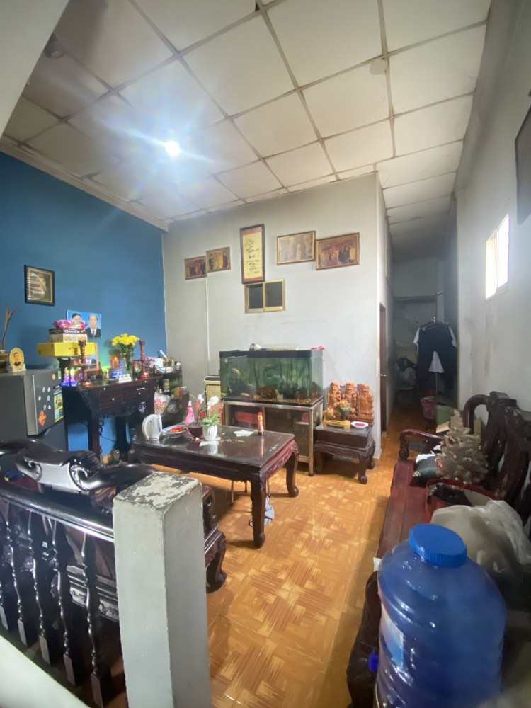 Bán nhà mặt tiền Thành Thái, Quận 10