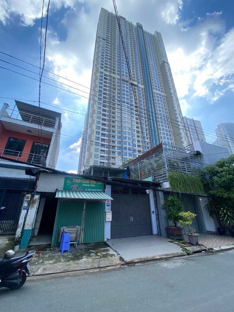 Bán nhà hẻm 180 Nguyễn Hữu Cảnh, Bình Thạnh