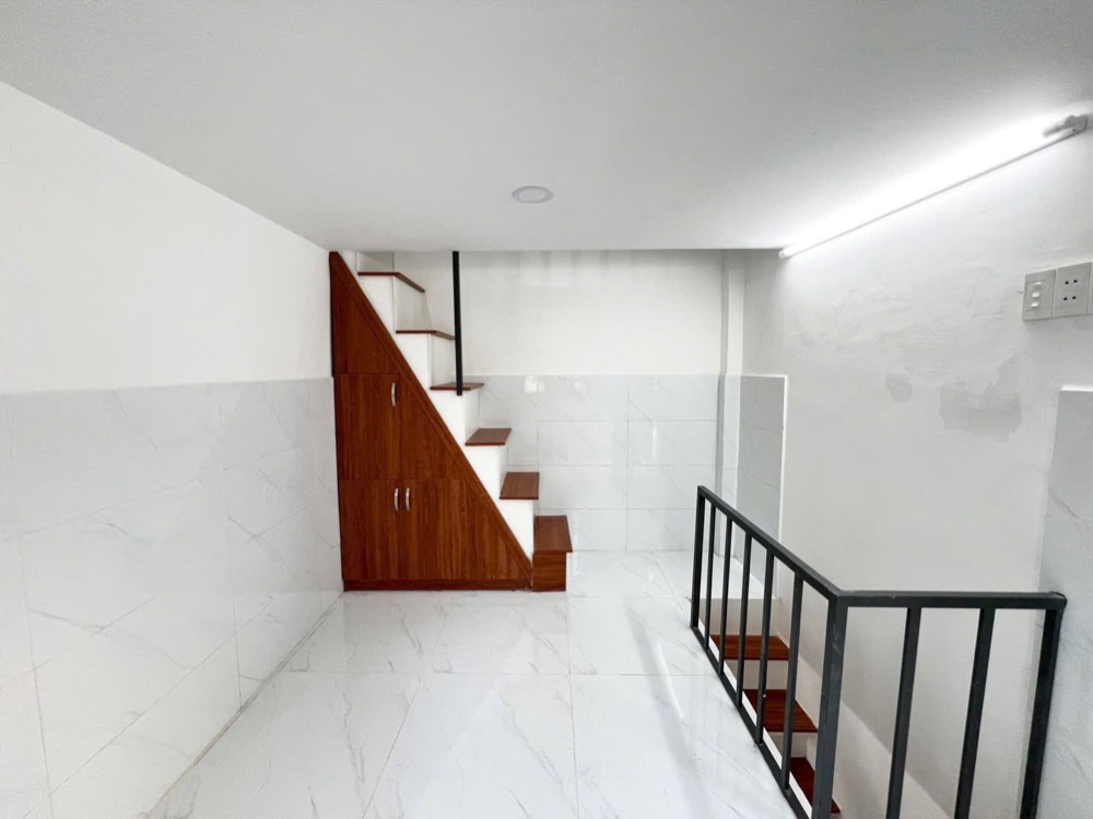Bán nhà hẻm 76 Nguyên Hồng, Bình Thạnh