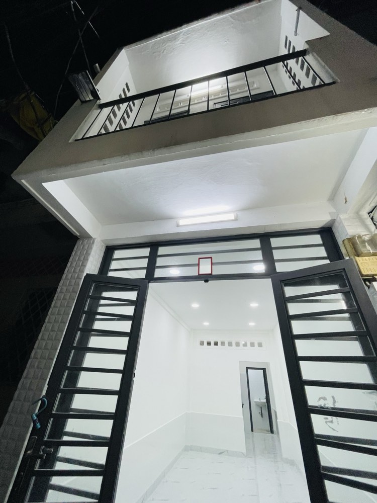 Bán nhà hẻm 245 Võ Văn Kiệt, Quận 1