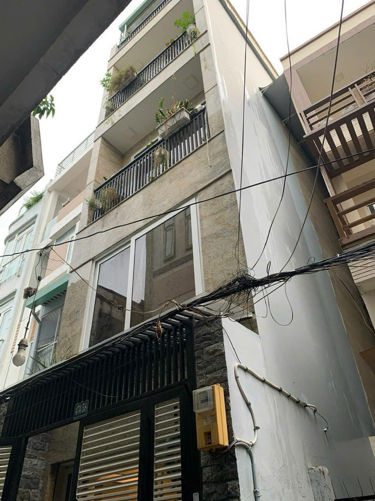Bán nhà hẻm đường Nguyễn Tri Phương, Quận 10