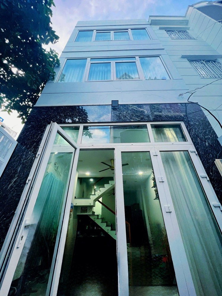 Bán nhà hẻm 27 Huỳnh Tịnh Của, Quận 3