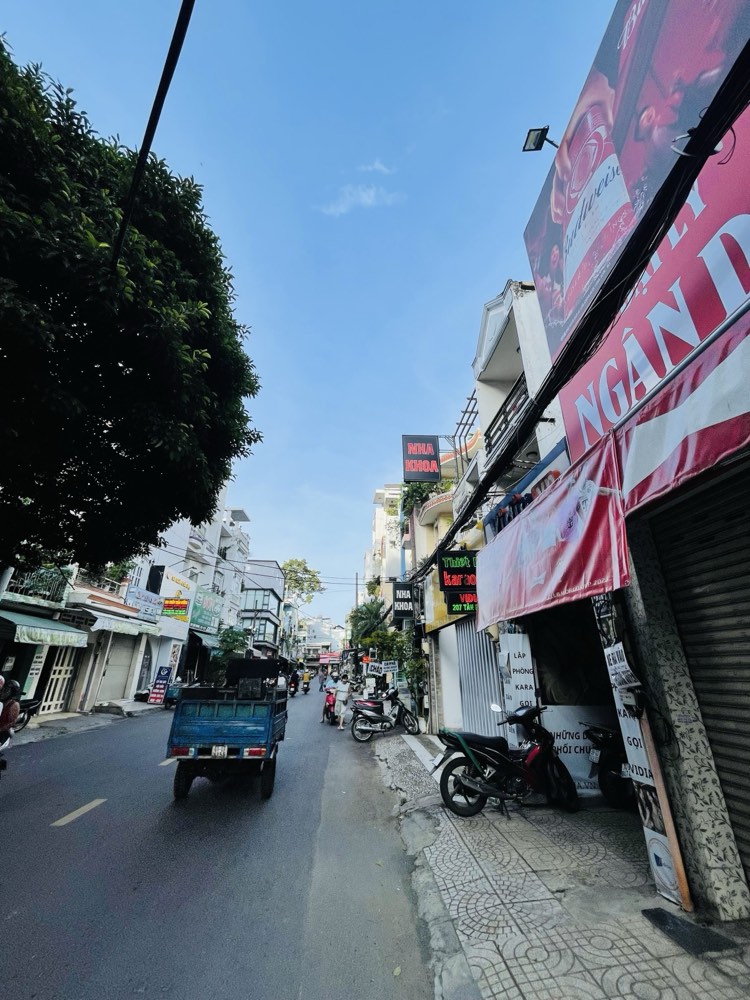 Bán nhà mặt tiền Tân Phước, Quận 10