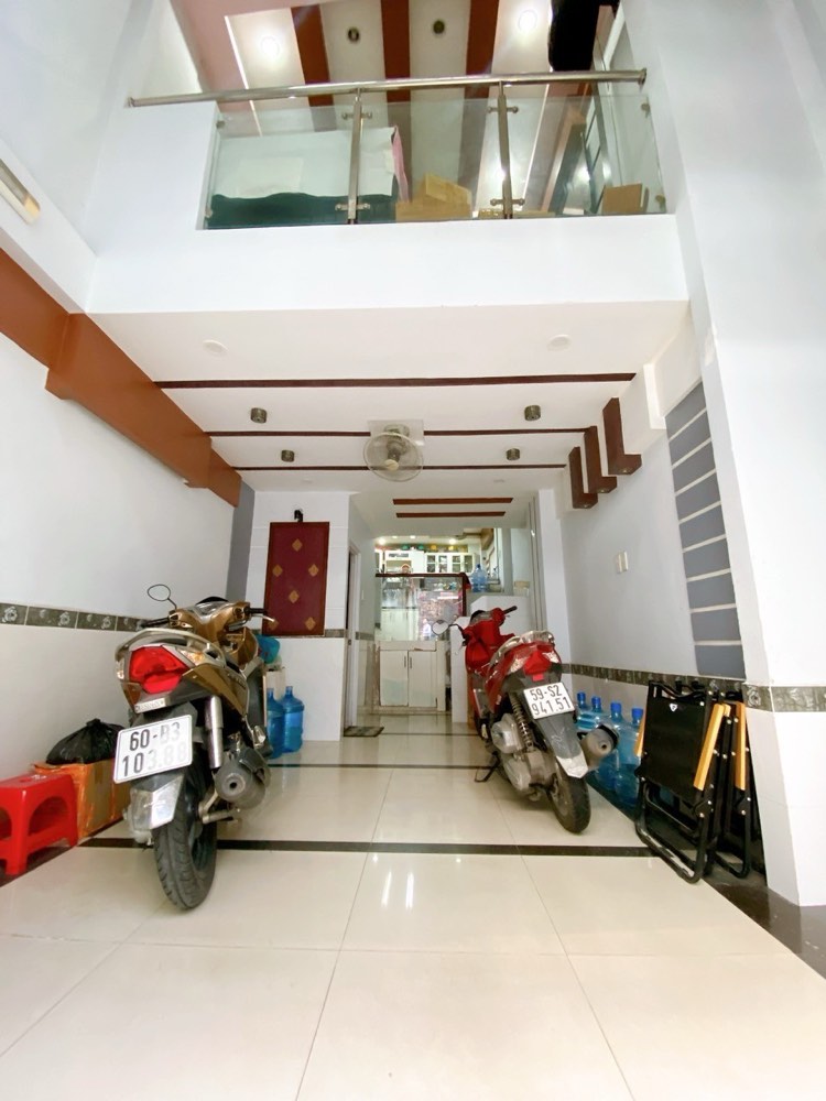 Bán nhà hẻm 220 Hoàng Hoa Thám, Bình Thạnh