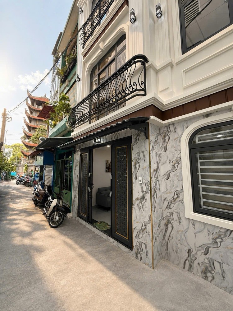 Bán nhà hẻm 47 Trương Quốc Dung, Phú Nhuận