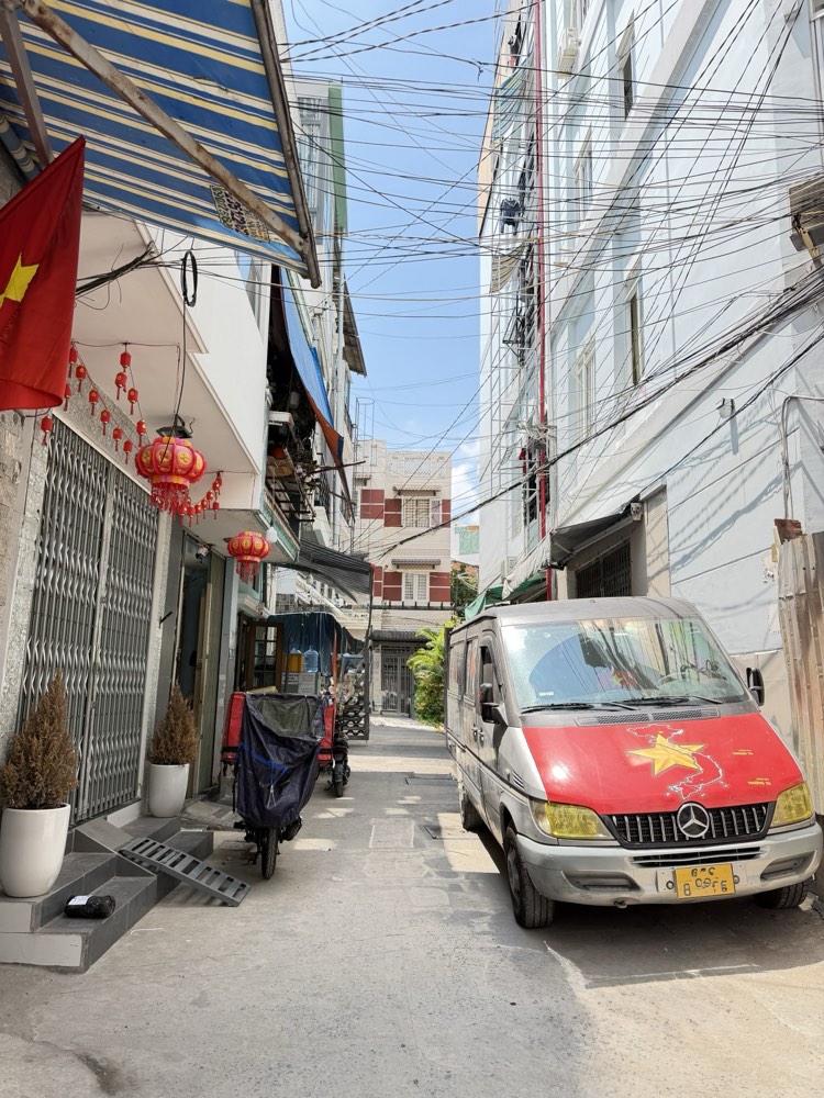 Bán nhà hẻm 82 Nguyễn Xí, Bình Thạnh