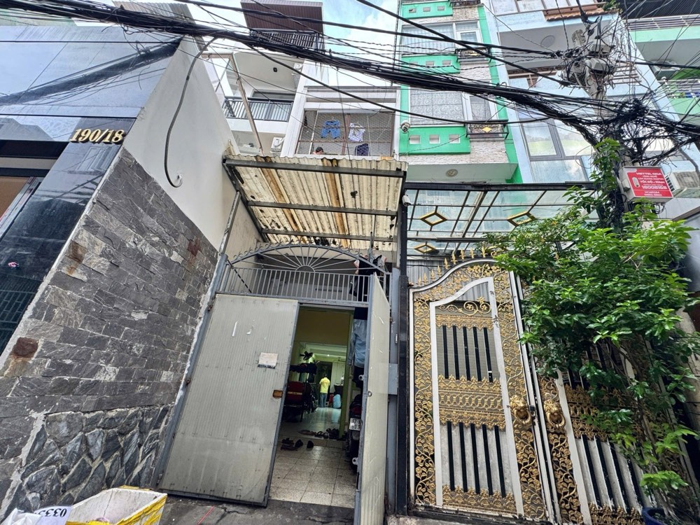 Bán nhà hẻm 190 Sư Vạn Hạnh, Quận 5