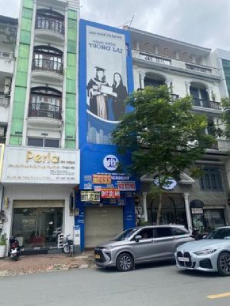 Bán nhà mặt tiền Cao Thắng, Quận 10 - ảnh 1