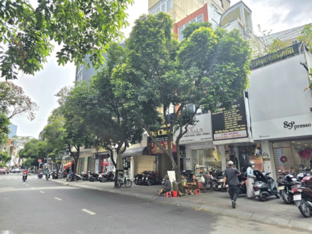 Bán nhà mặt tiền Lê Thị Riêng, Quận 1 - ảnh chính