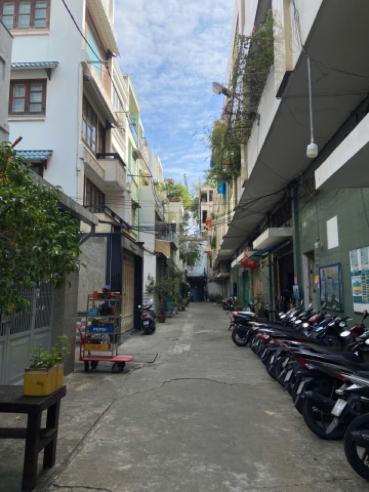 Bán nhà hẻm 180 Nguyễn Tri Phương, Quận 5 - ảnh 1