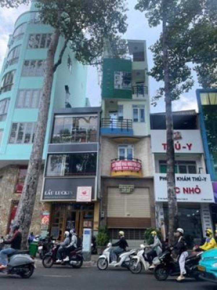 Bán nhà mặt tiền Nguyễn Chí Thanh, Quận 10 - ảnh 1