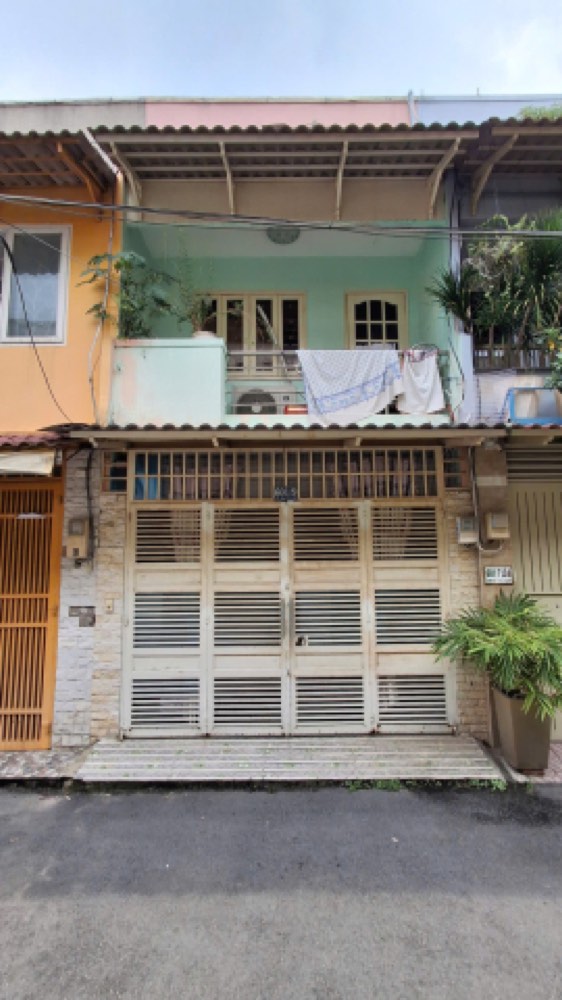 Bán nhà hẻm 601 Cách Mạng Tháng Tám, Quận 10 - ảnh 1