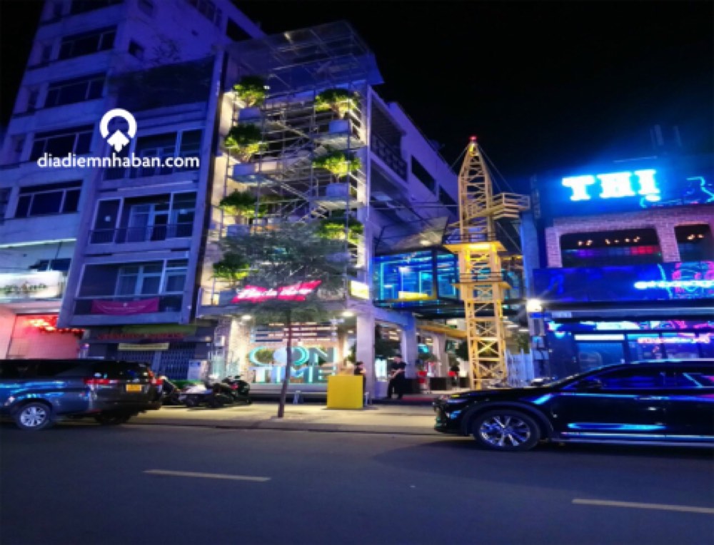 Bán nhà mặt tiền 228 Đề Thám, Quận 1 - ảnh 1