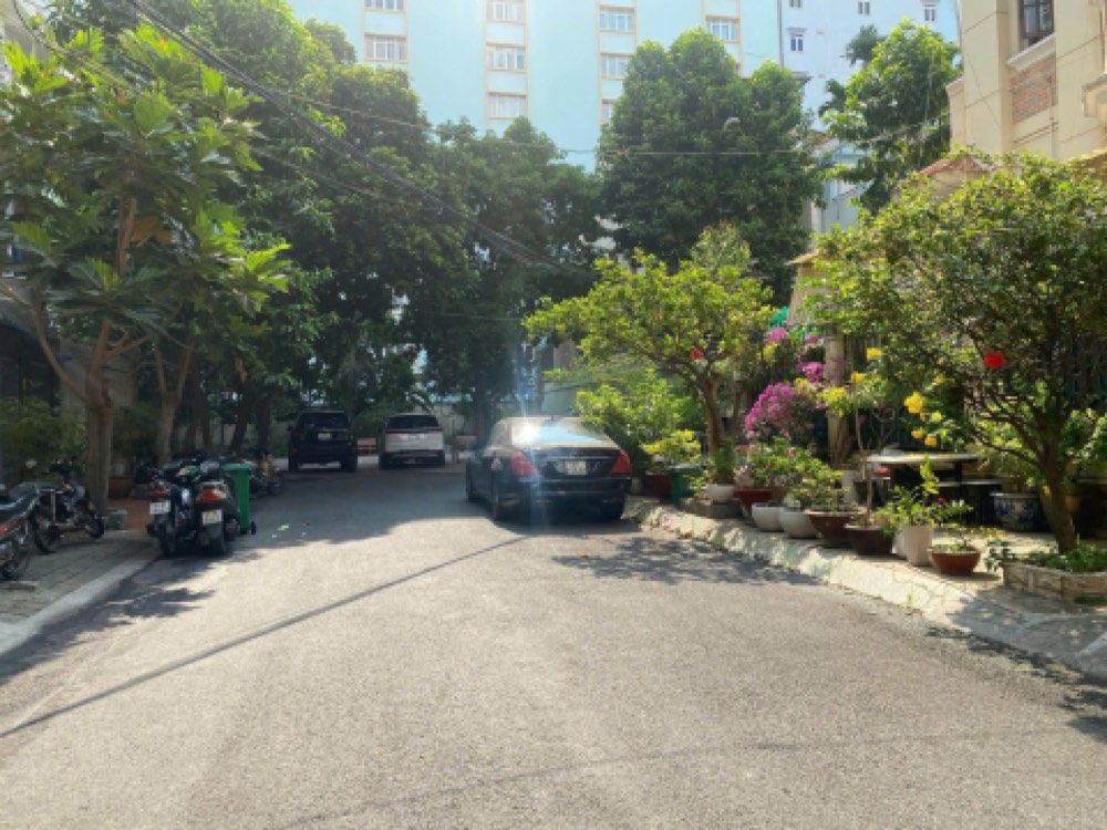 Bán nhà hẻm 1 Huỳnh Lan Khanh, Tân Bình - ảnh 1