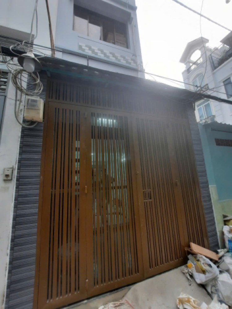 Bán nhà hẻm 301 Nguyễn Tiểu La, Quận 10 - ảnh 1