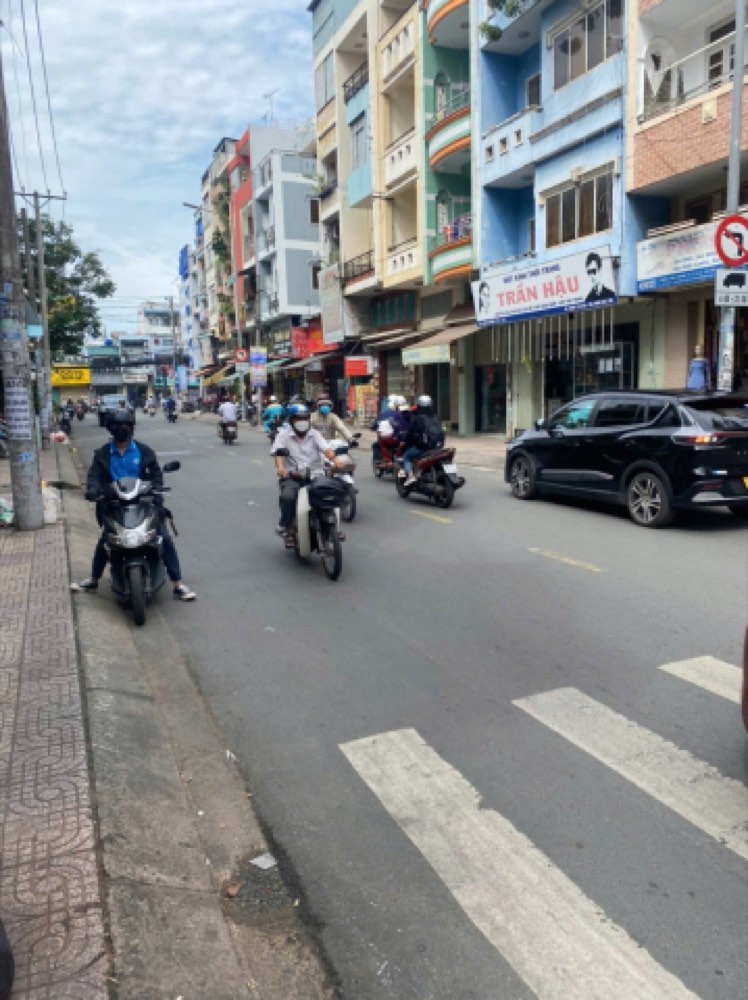 Bán nhà hẻm 436 Cách Mạng Tháng Tám, Quận 3 - ảnh 1