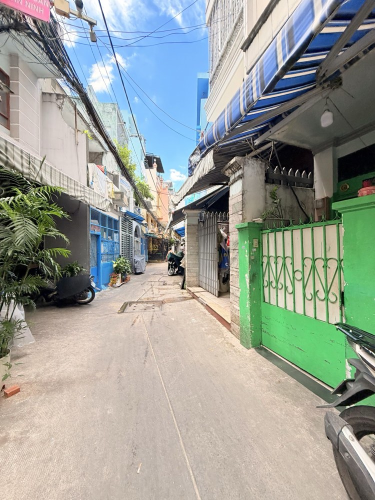 Bán nhà hẻm 458 Lý Thái Tổ, Quận 10