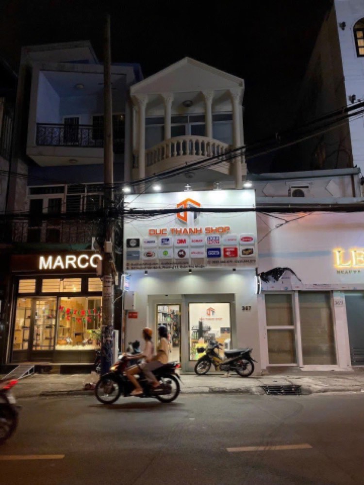 Bán nhà mặt tiền 367-369 Huỳnh Văn Bánh, Phú Nhuận - ảnh 1