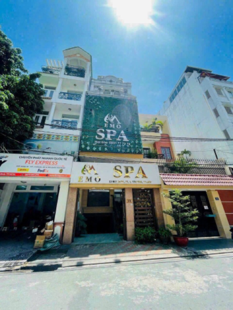 Bán nhà mặt tiền Hát Giang, Tân Bình