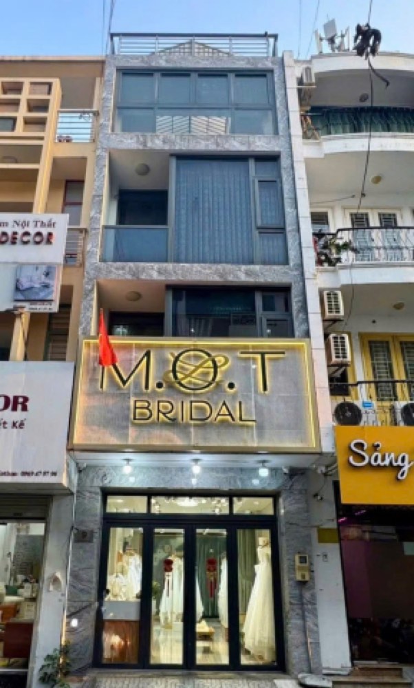Bán nhà mặt tiền Hoa Hồng, Phú Nhuận