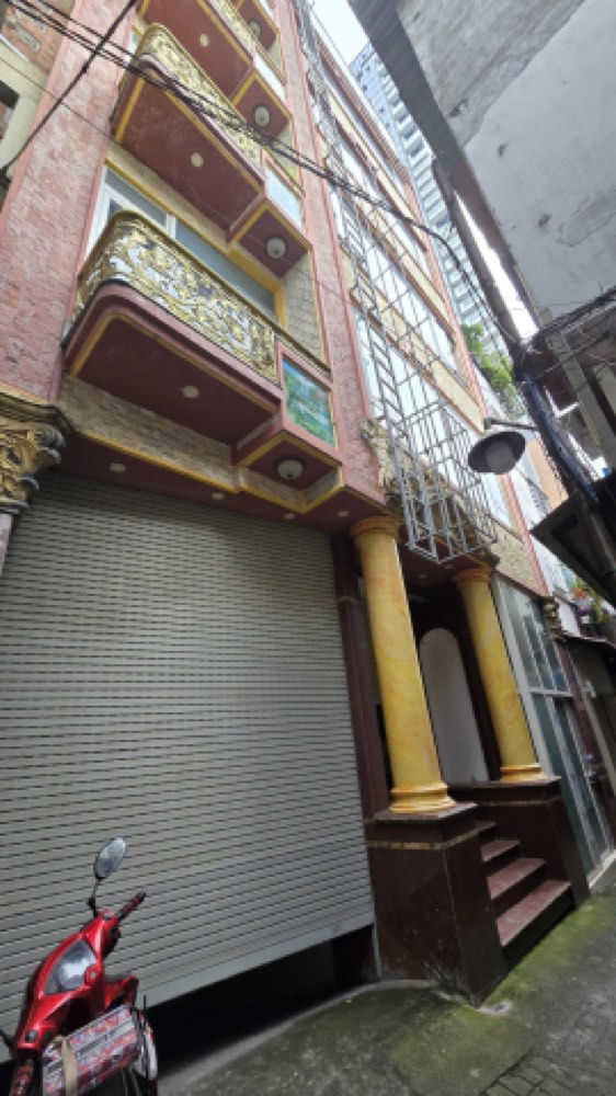 Bán nhà hẻm 212b Nguyễn Trãi, Quận 1 - ảnh 1
