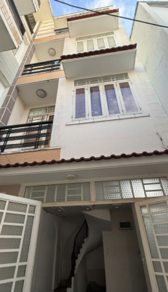Bán nhà hẻm 69 Nguyễn Đình Chính, Phú Nhuận