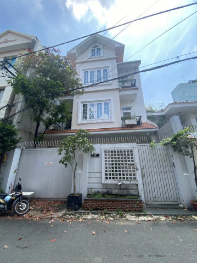 Bán nhà mặt tiền Nguyễn Đình Chính, Phú Nhuận - ảnh 1