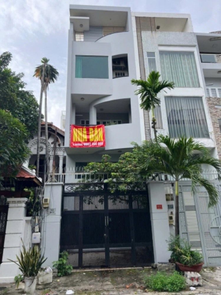 Bán nhà mặt tiền Ba Vì, Quận 10 - ảnh 1