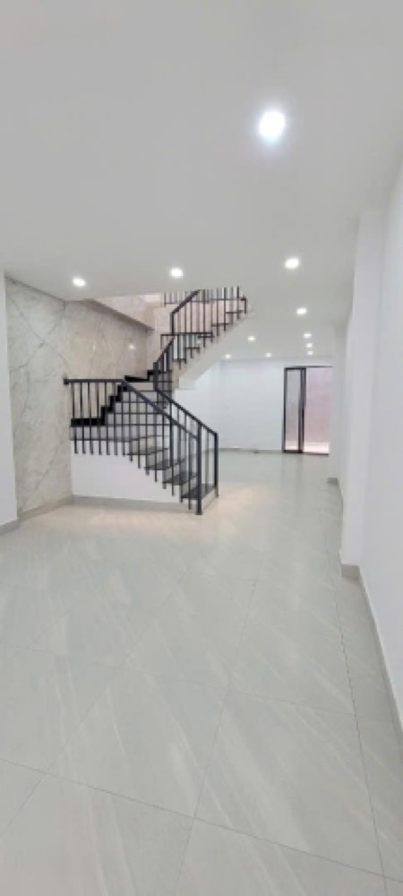 Bán nhà hẻm 429 Hoàng Văn Thụ, Tân Bình