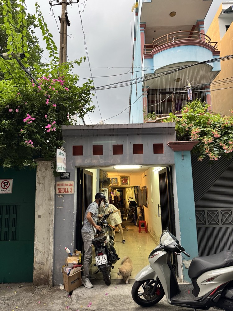 Bán nhà mặt tiền Nguyễn Đình Chính, Phú Nhuận