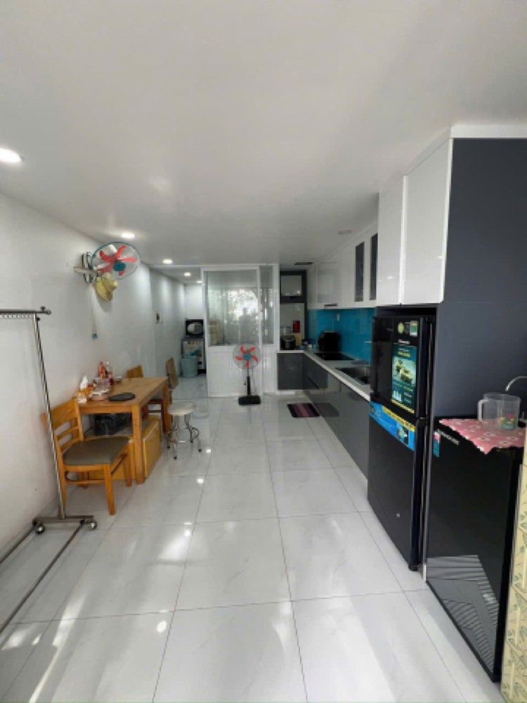 Bán nhà mặt tiền Ngô Quyền, Quận 10
