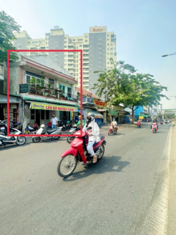 Bán nhà mặt tiền Phạm Văn Đồng, Gò Vấp - ảnh 1