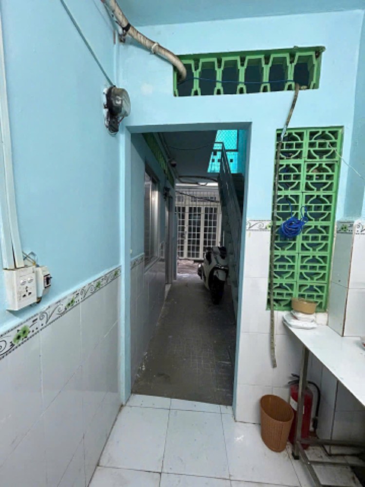 Bán nhà hẻm 120 Trần Hưng Đạo, Quận 1 - ảnh 1